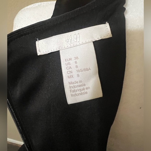 H&M Black Peplum Top With Side Cutouts Size 8 Office Workwear Corpcore - Picture 6 of 6